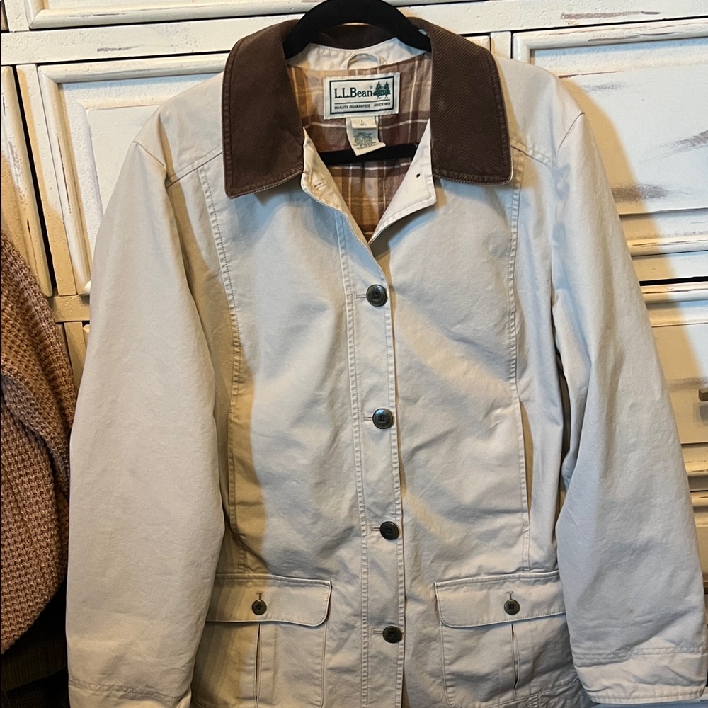 L.L. Bean Women's Cream Utility Jacket with Brown Corduroy Collar, clean.